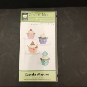 Cricut lite cupcake wrappers shapes